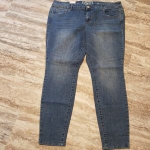 SO skinny jeans size 20